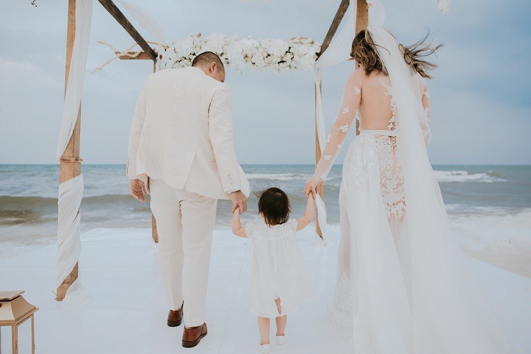 Cưới ở Nam Phú Quốc - Bạn chọn không gian cổ tích lãng mạn hay sang trọng hiện đại? ảnh 13