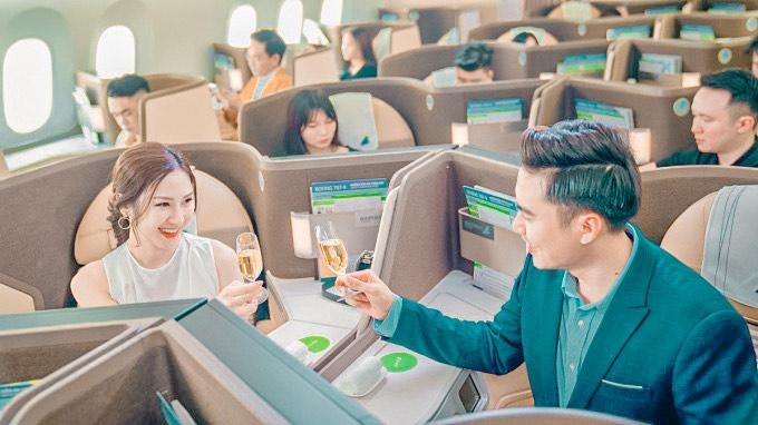 Chủ tịch Bamboo Airways: Tôi khuyến khích tiếp viên cõng hành khách, dỗ trẻ em… ảnh 9