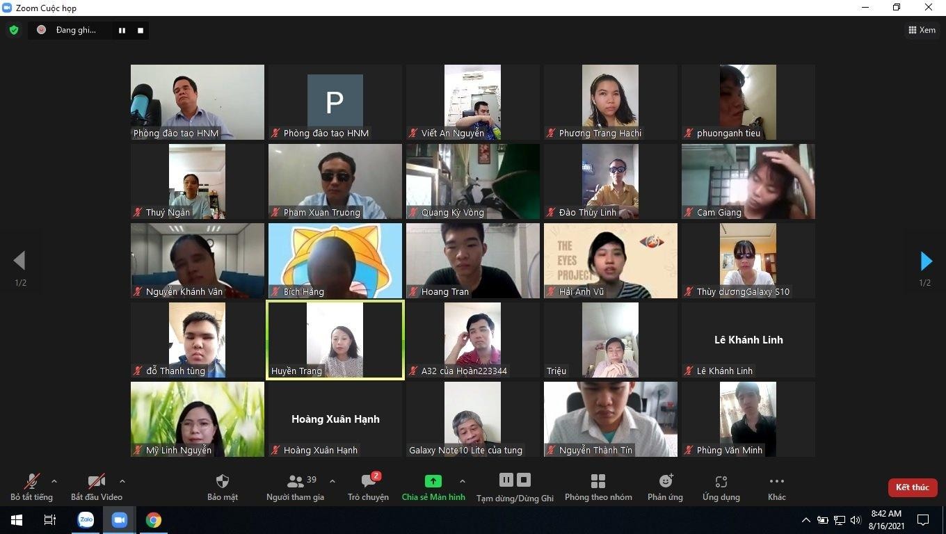 Để người khiếm thị tự ‘câu’ được nhiều ‘cá’ hơn ảnh 4