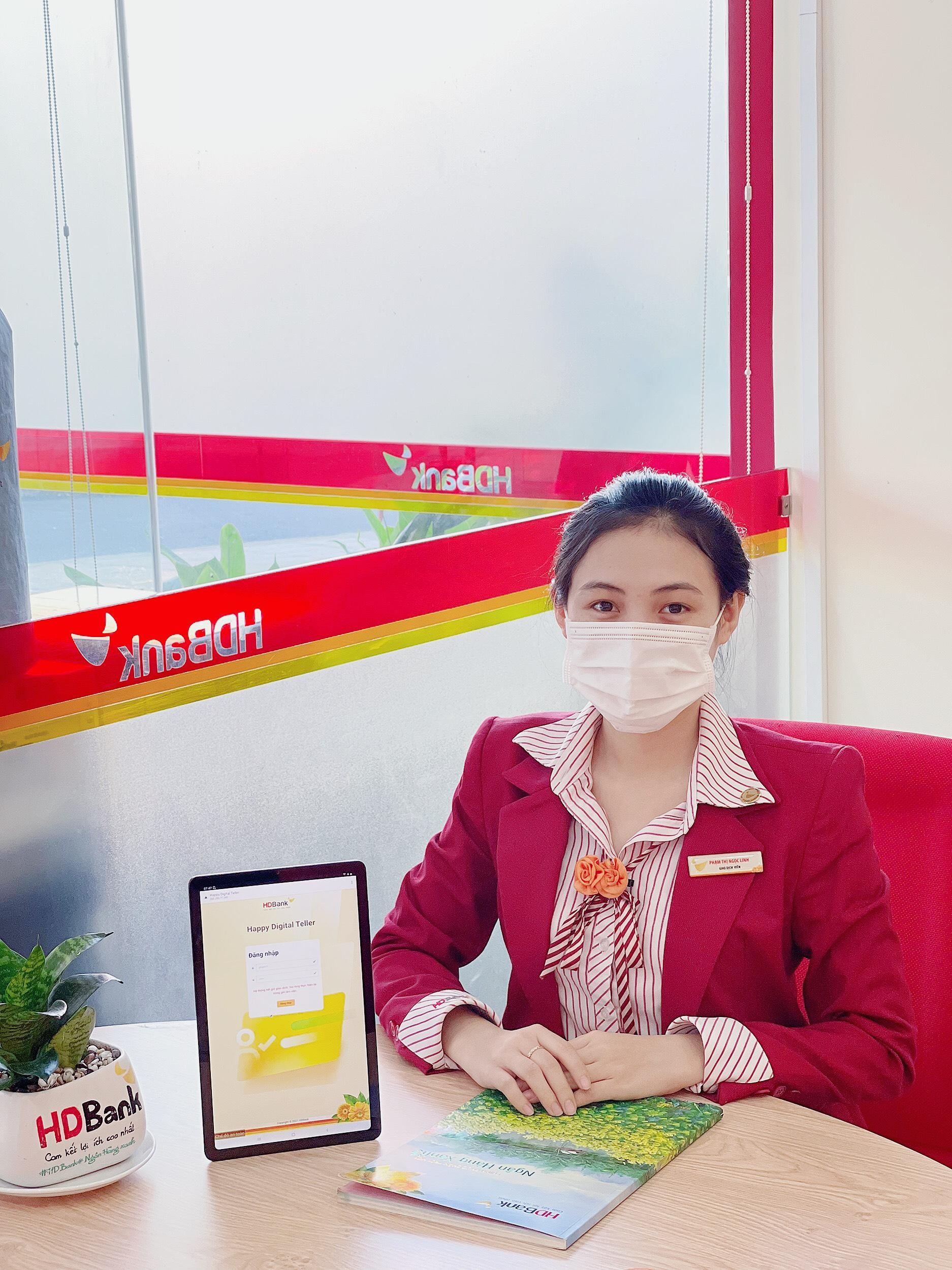 Ngân hàng chuyển đổi vận hành để phục vụ khách hàng tốt hơn ảnh 4