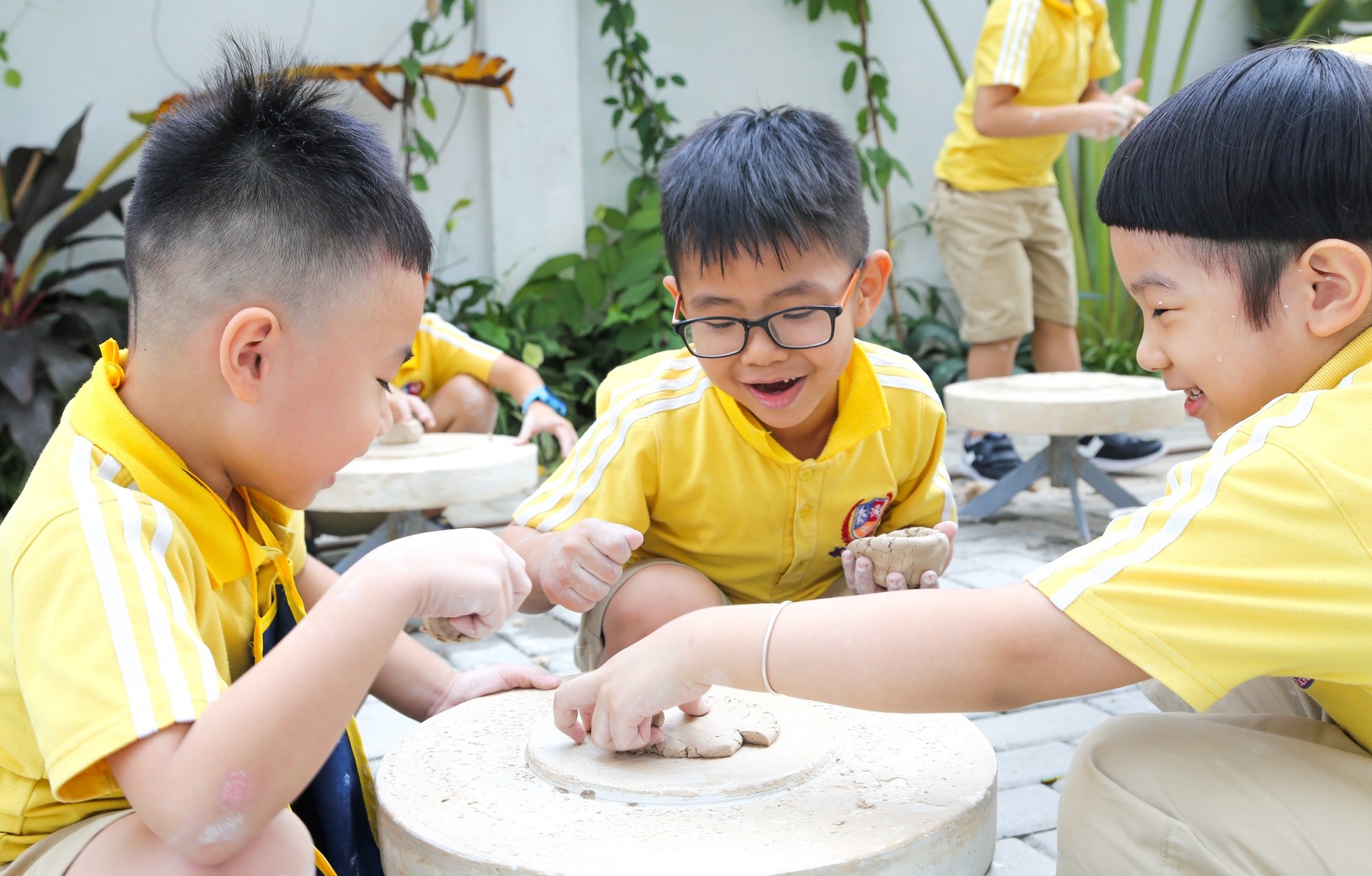 Kể chuyện văn hóa bằng trò chơi dân gian - Bài 4: Dắt trẻ bước vào thế giới trò chơi dân gian ảnh 3