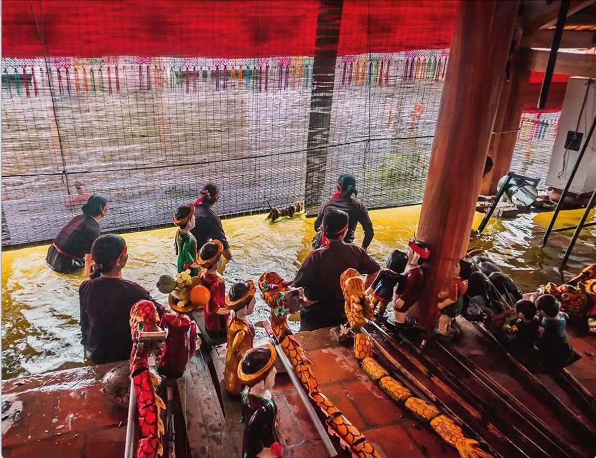 Giấc mơ về những con rối biết cười ảnh 2