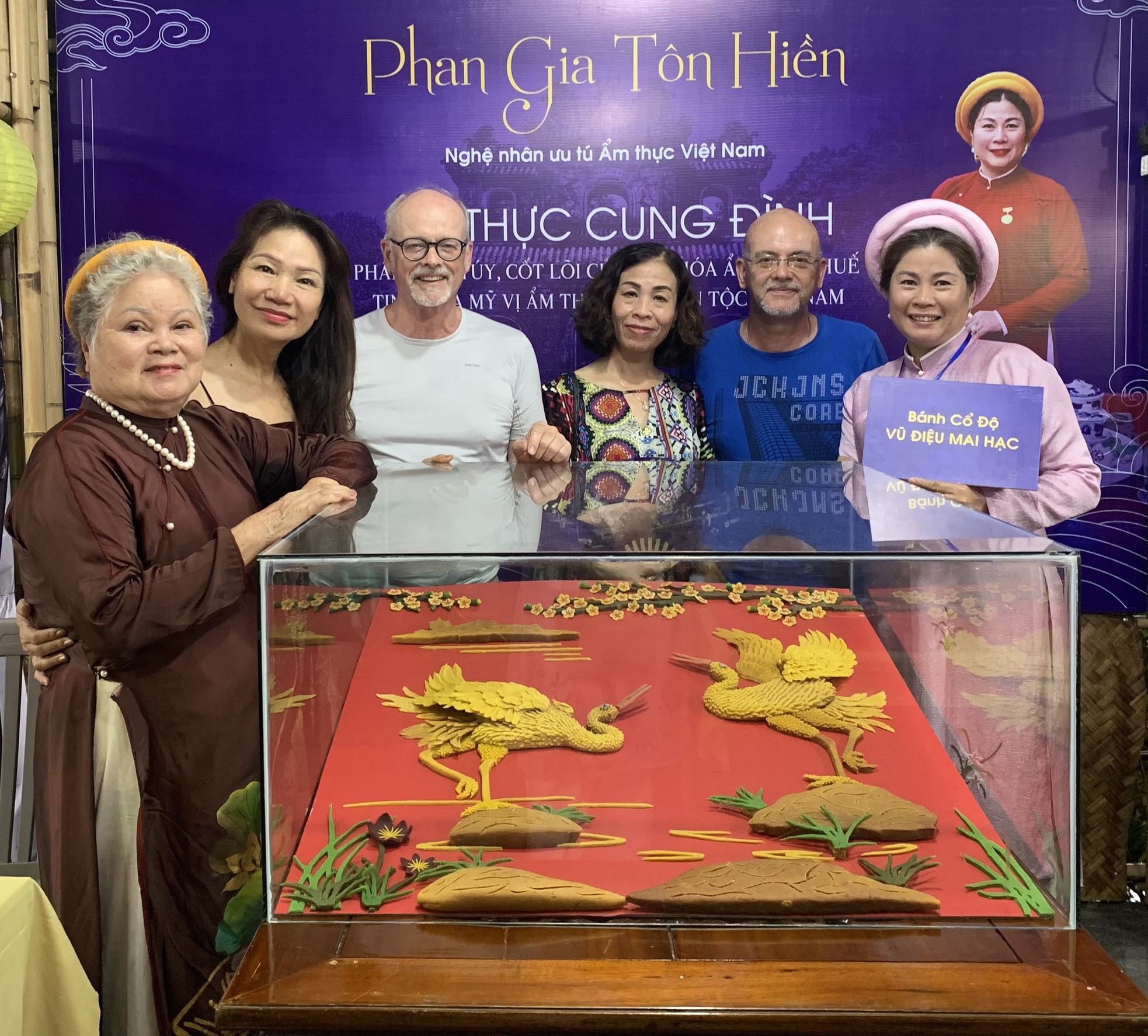 Nghệ nhân ưu tú Phan Tôn Gia Hiền: Ăn ngon là một cách để tận hưởng tình yêu ảnh 3