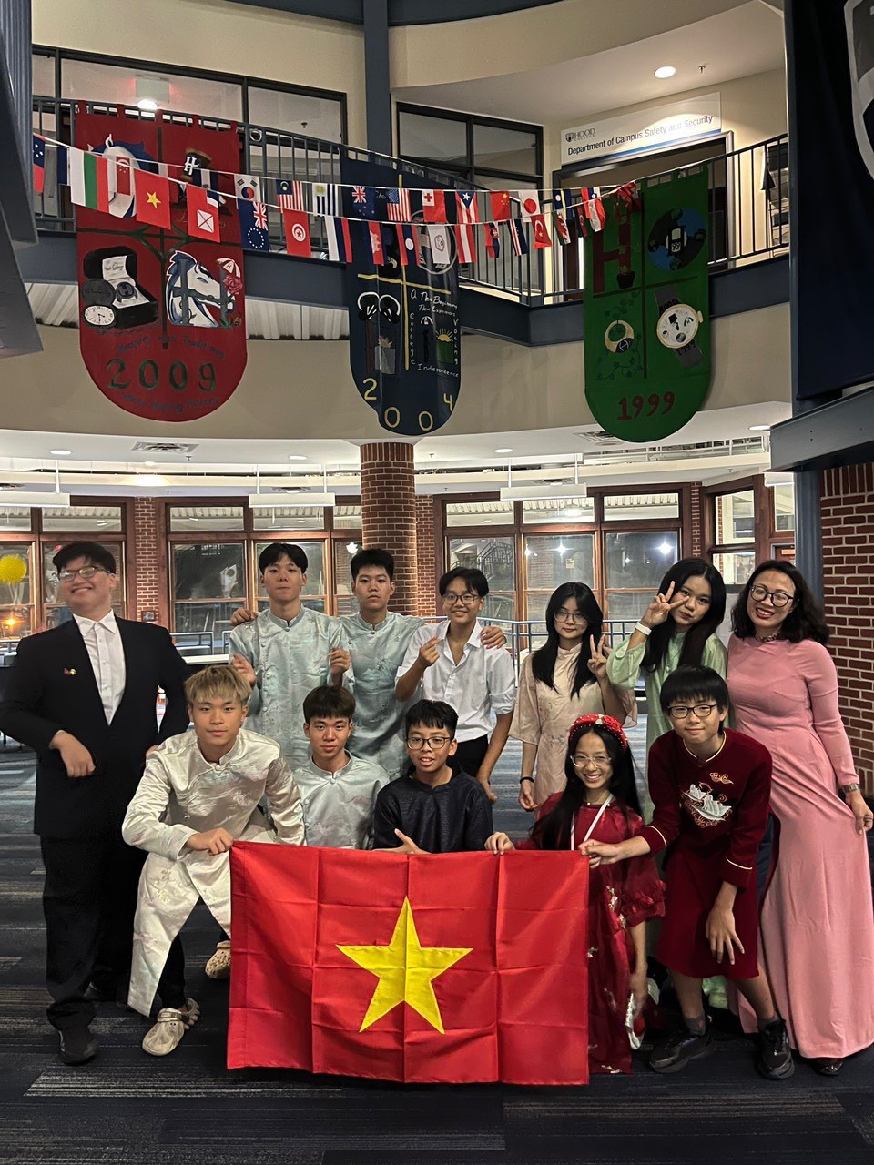 Hợp tác giáo dục Việt Nam và Hoa Kỳ trong thúc đẩy phong trào UNESCO phi chính phủ ảnh 6