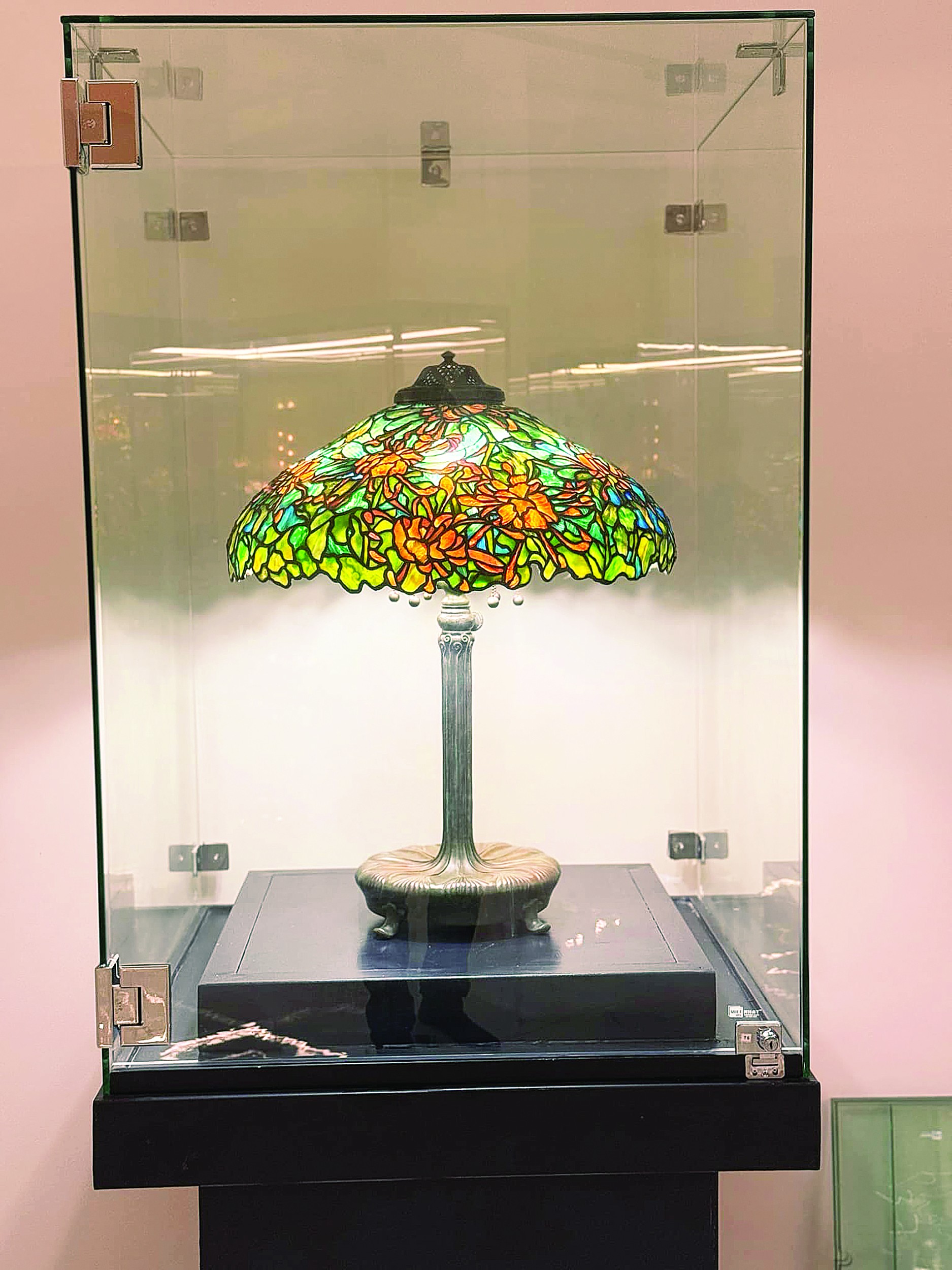 Điểm đến nghệ thuật: Bảo tàng Nghệ thuật Kính màu đầu tiên tại Việt Nam ảnh 13