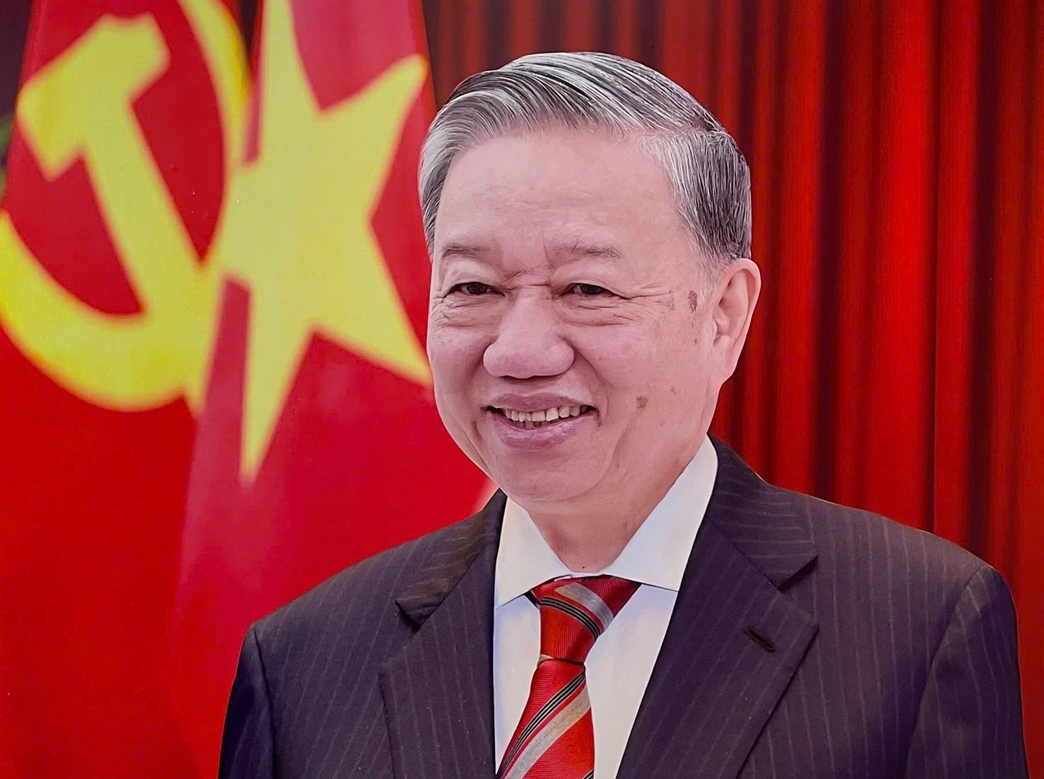 Tổng Bí thư Tô Lâm: Tổ chức tốt Đại hội đảng bộ các cấp nhiệm kỳ 2025 - 2030 ảnh 1