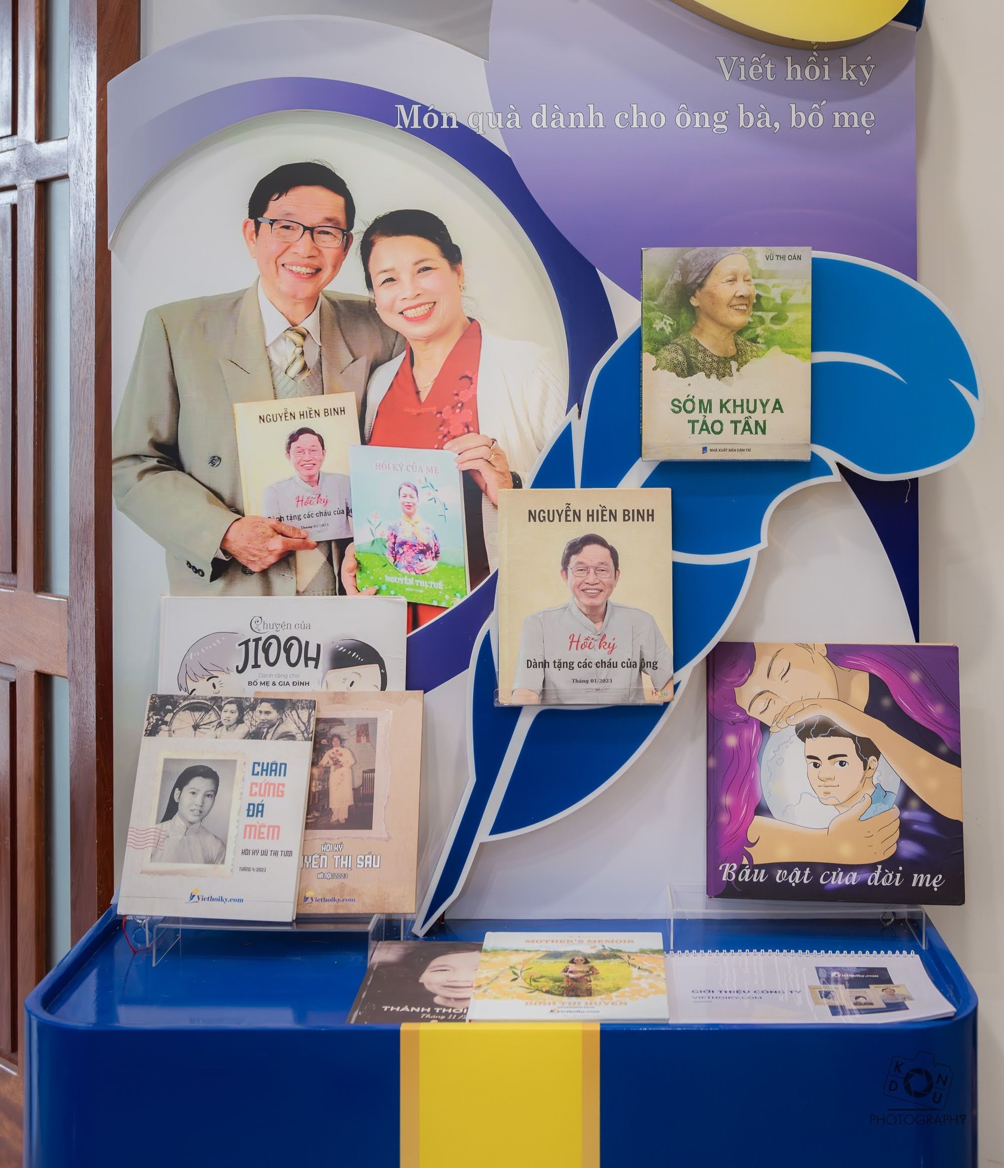 Hồi ký - Tấm gương soi chiếu lịch sử và con người ảnh 5