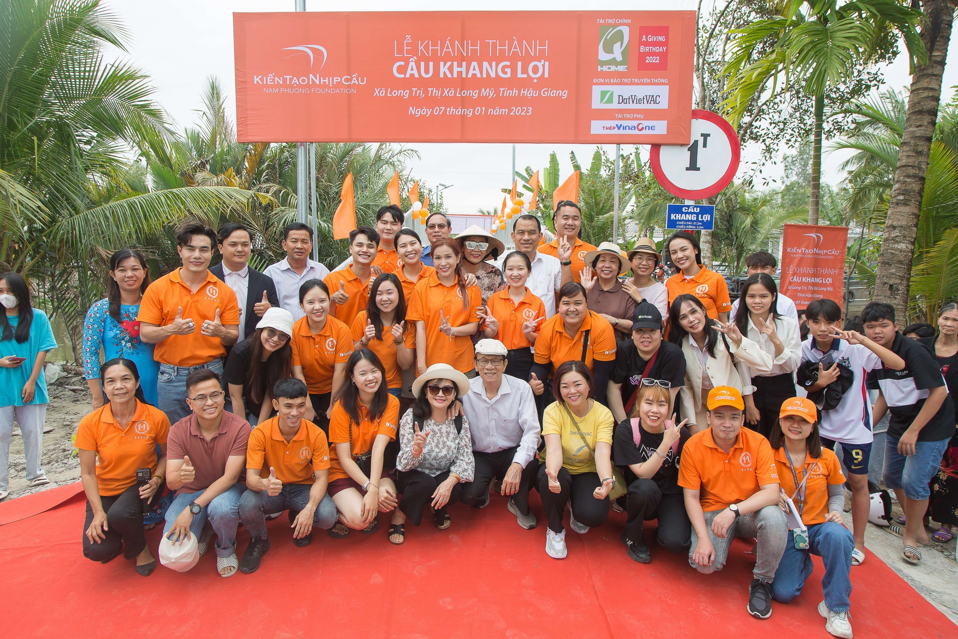 41 nhịp cầu vang lên khúc hát yêu thương ảnh 2