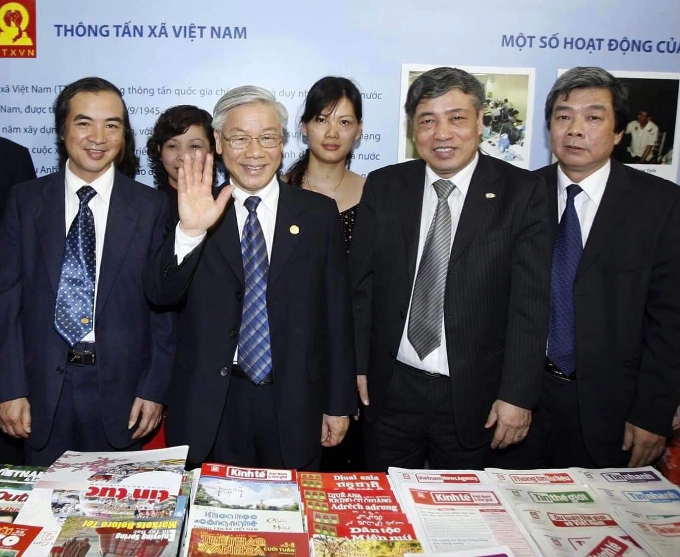 “Phong cách báo chí Nguyễn Phú Trọng rất riêng và độc đáo” ảnh 12