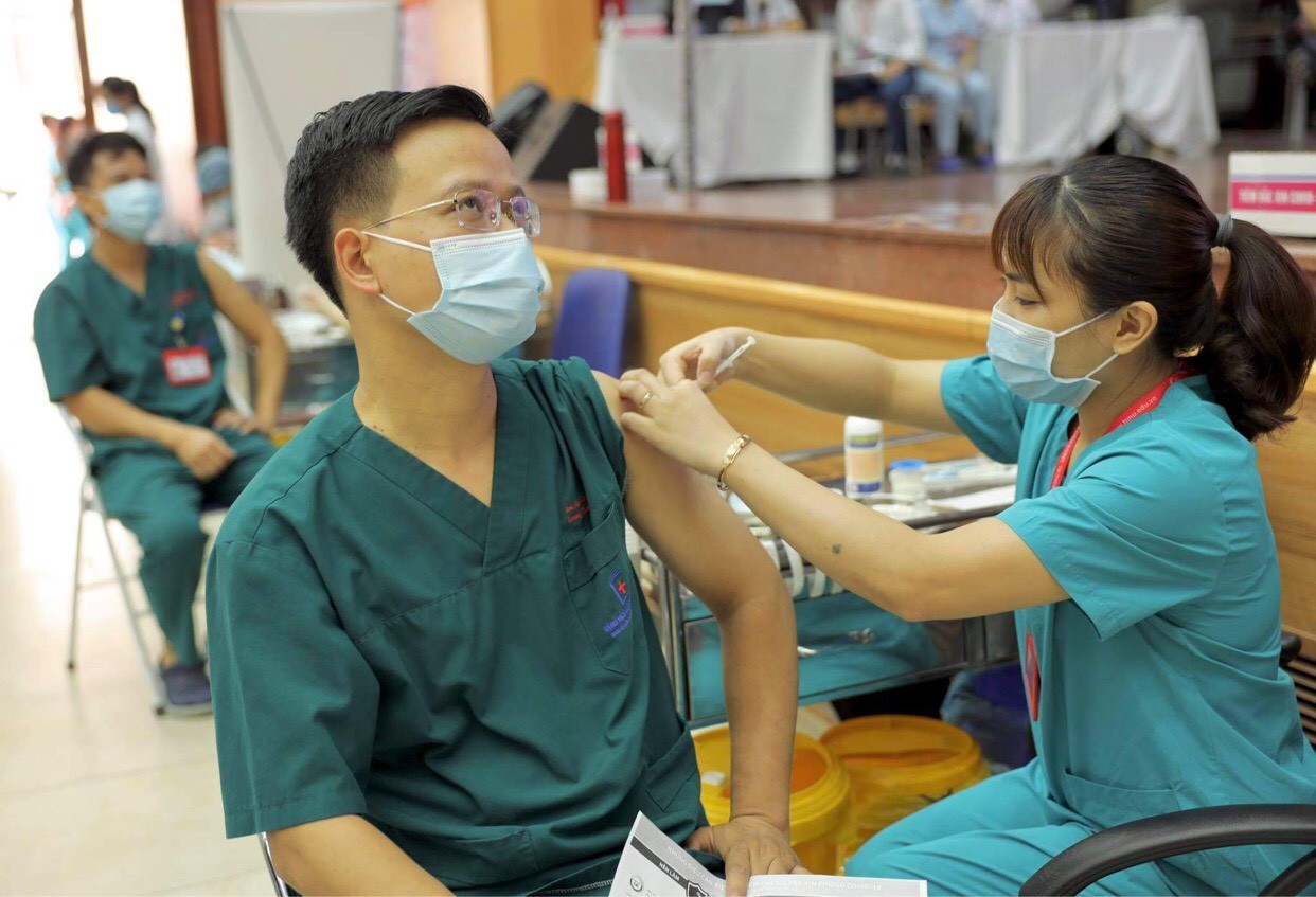 Xây dựng niềm tin với người dân từ y tế cơ sở ảnh 5