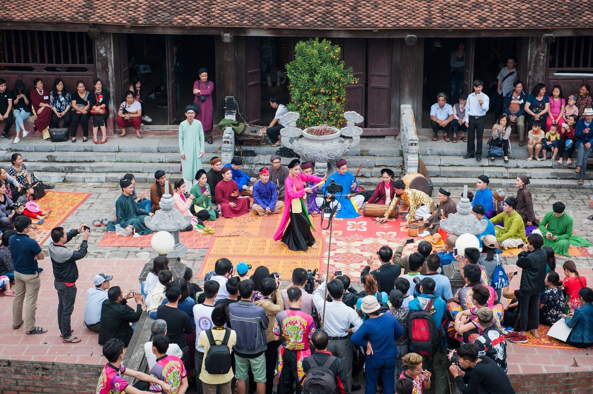 Người trẻ không quay lưng với truyền thống ảnh 3