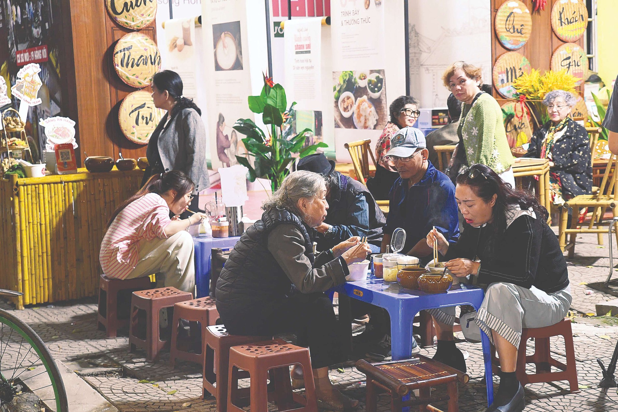 Hà Nội - Hành trình định hình một đô thị công nghiệp văn hóa ảnh 6