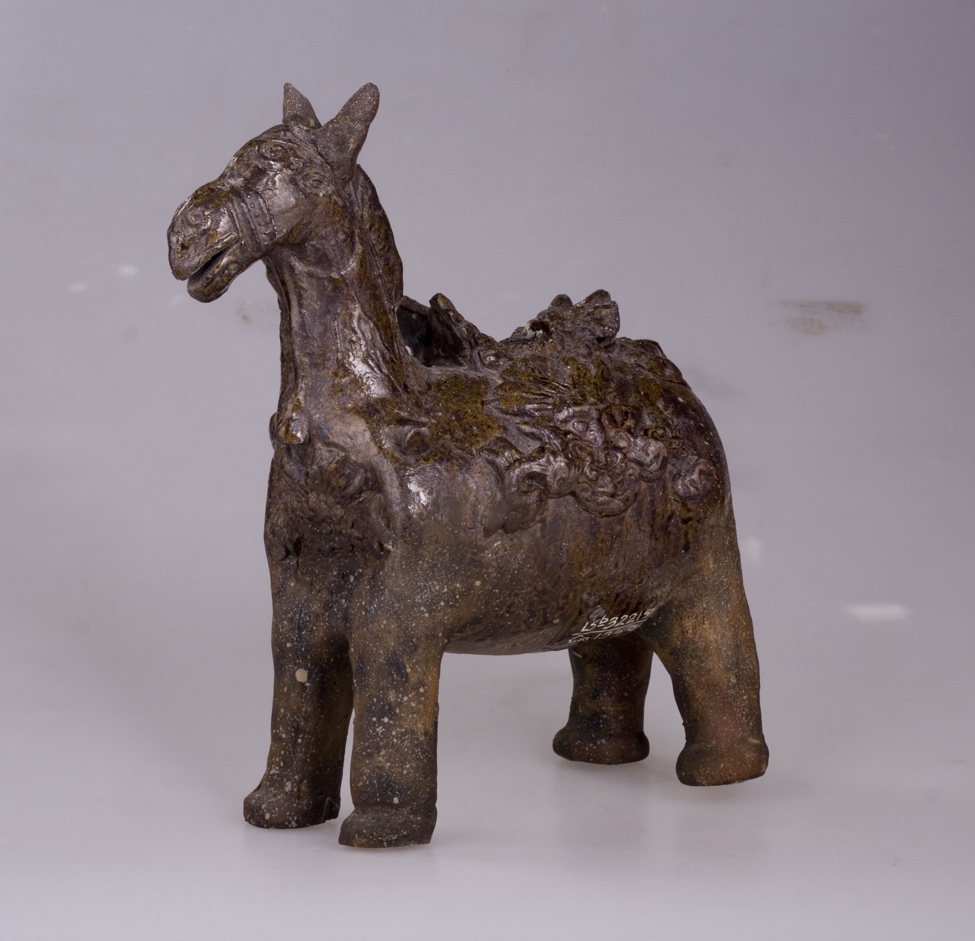 Hình tượng Ngựa trong “lớp trầm” văn hoá Việt ảnh 5