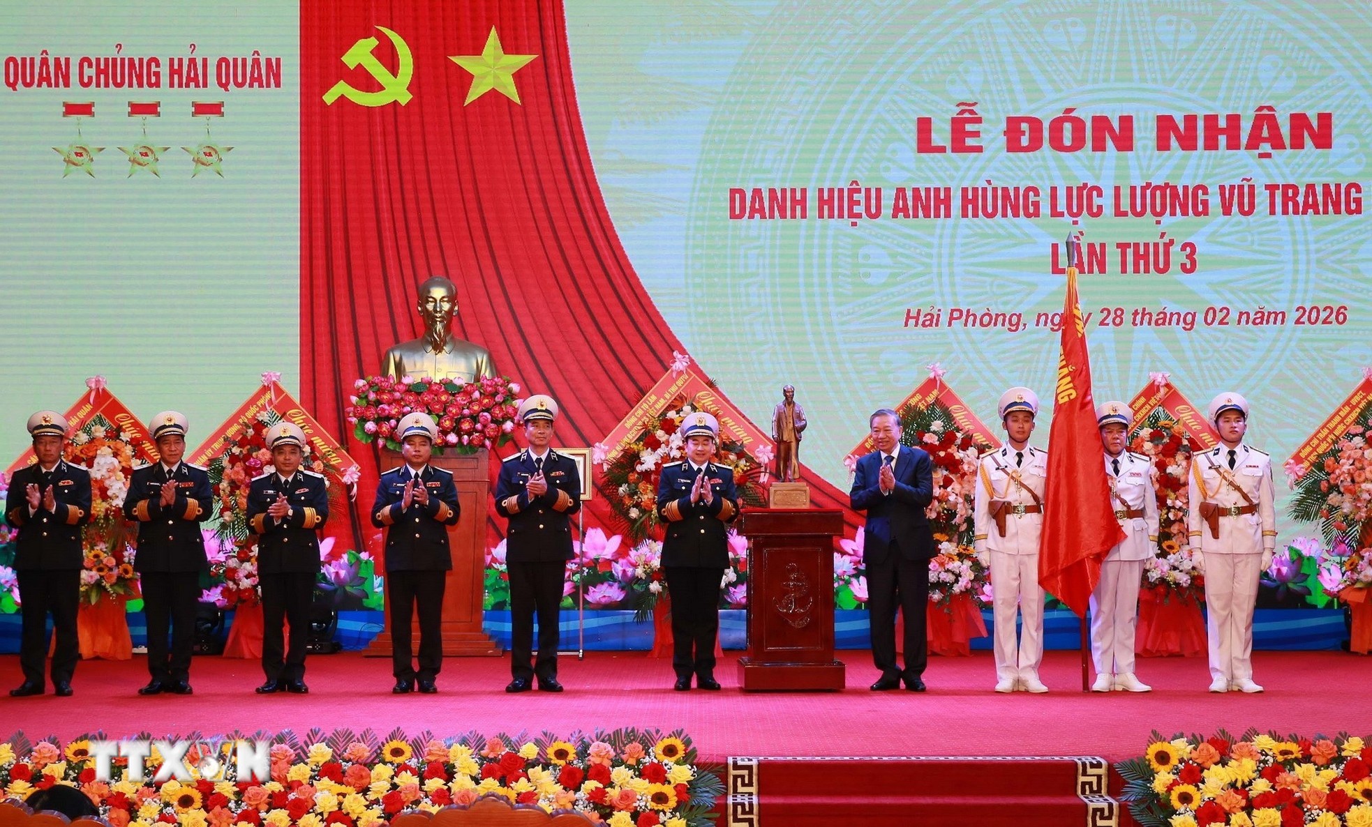 Phát biểu của Tổng Bí thư Tô Lâm tại Lễ đón nhận Danh hiệu Anh hùng Lực lượng Vũ trang Nhân dân của Quân chủng Hải quân ảnh 6