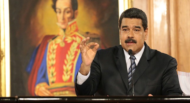 maduro-said-thirty-danes-pics-dakota