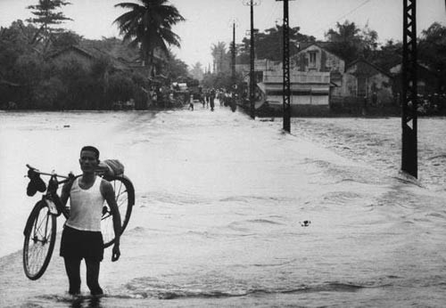 15 trận lụt ‘tàn bạo’ nhất lịch sử - ảnh 1