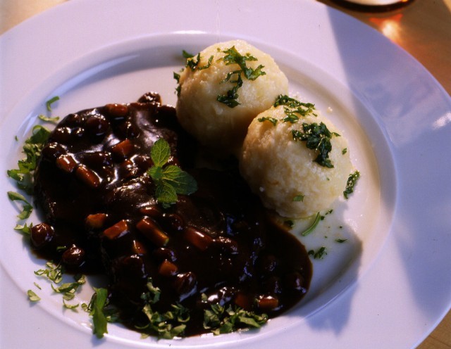 Những món ăn ngon nhất định phải thử khi tới Đức - ảnh 7