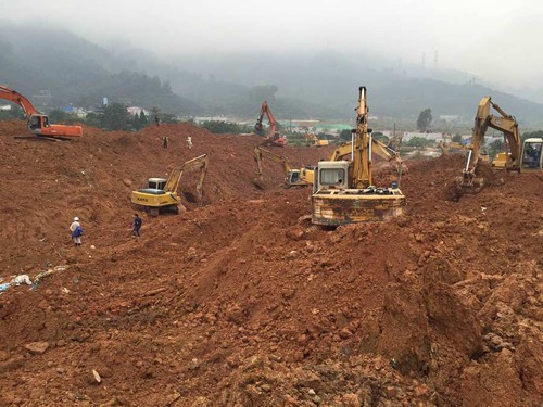 Cuộc sống của những người sống sót trong vụ lở đất ở Thâm Quyến - ảnh 6