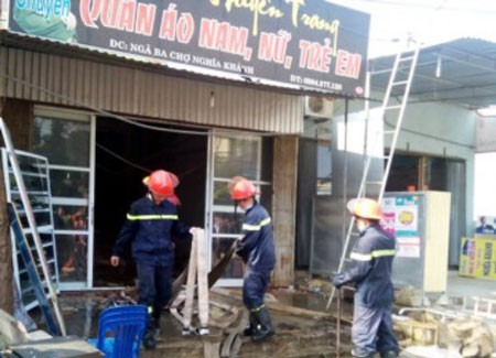 Nghịch diêm đốt nhang bàn thờ, 'bà hỏa' viếng thăm ngày 28 Tết - ảnh 1