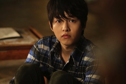 Song Joong Ki và 'bệ đỡ' trở thành hoàng tử màn ảnh châu Á - ảnh 10