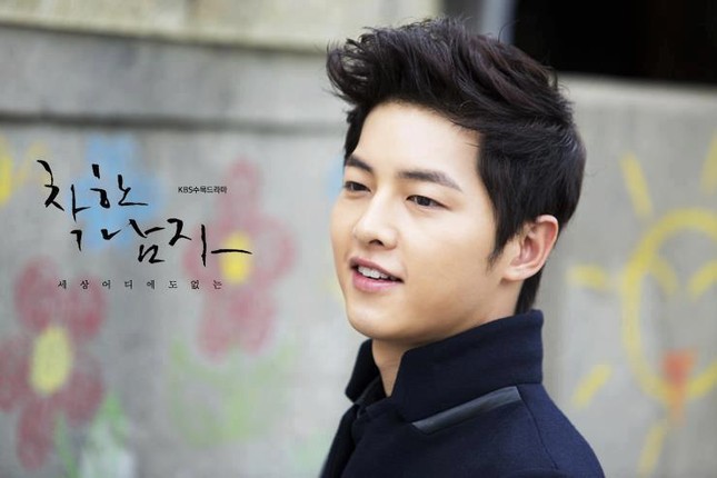Song Joong Ki và 'bệ đỡ' trở thành hoàng tử màn ảnh châu Á - ảnh 8