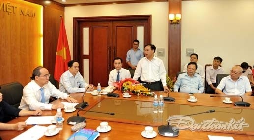 Ông Vũ Văn Tiến nhận quyết định bổ nhiệm TBT Tạp chí Mặt trận - ảnh 6