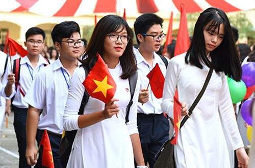 Thi THPT quốc gia 2017: Trừ Văn tự luận, còn lại trắc nghiệm - ảnh 1