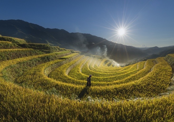 Lịch sử hình thành ruộng bậc thang Mù Cang Chải gắn với lịch sử cư trú của đồng bào dân tộc nào?