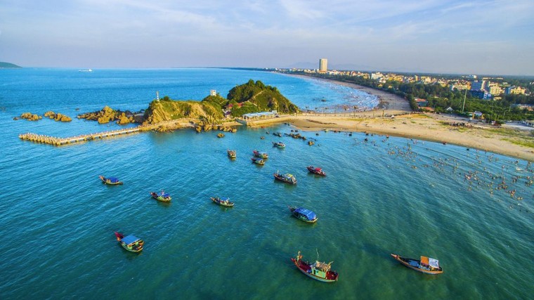 Tỉnh nào có đường biên giới giáp Lào dài nhất?