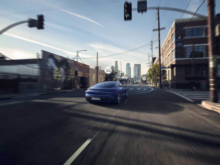 porsche công bố những nâng cấp cho taycan 2021 hình 2 porsche cong bo nhung nang cap cho taycan 2021 hinh 2