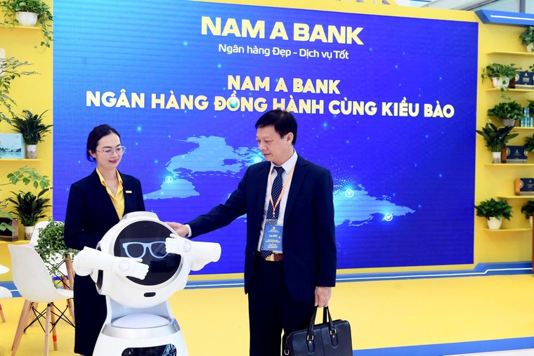 Nam A Bank đồng hành cùng kiều bào ảnh 4