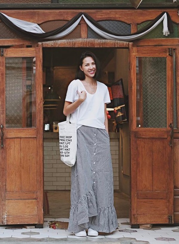 3 mẫu trang phục dạo phố được sao Việt ưa chuộng ảnh 4