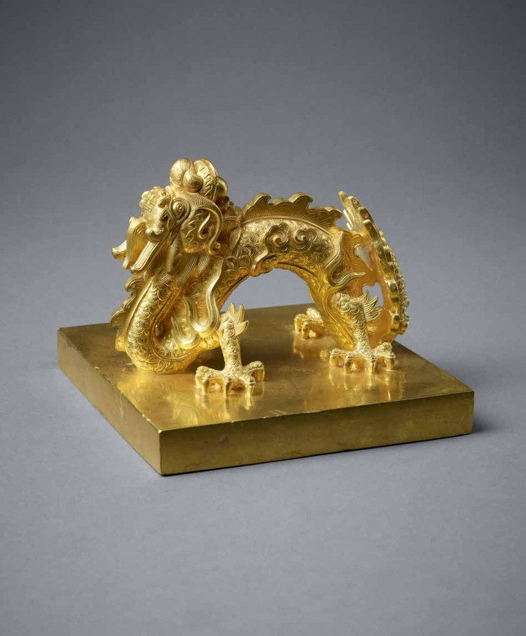 Bộ sưu tập ấn và kiếm vàng quý hiếm triều Nguyễn ảnh 3