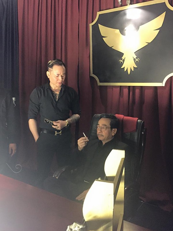 Việt Anh hóa trang be bét máu ở hậu trường 'Người phán xử' ngoại truyện ảnh 6