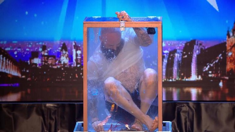 3 tiết mục làm 'dậy sóng' Britain's Got Talent 2018 ảnh 3