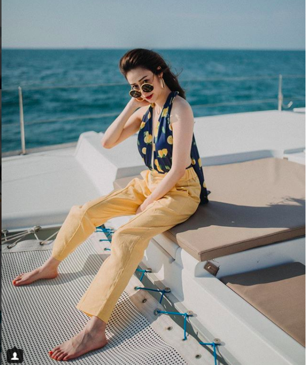 Nghỉ lễ đi biển, cứ lên đồ với 5 combo này thì chụp ảnh 'sống ảo' chỉ có đẹp trở lên ảnh 18