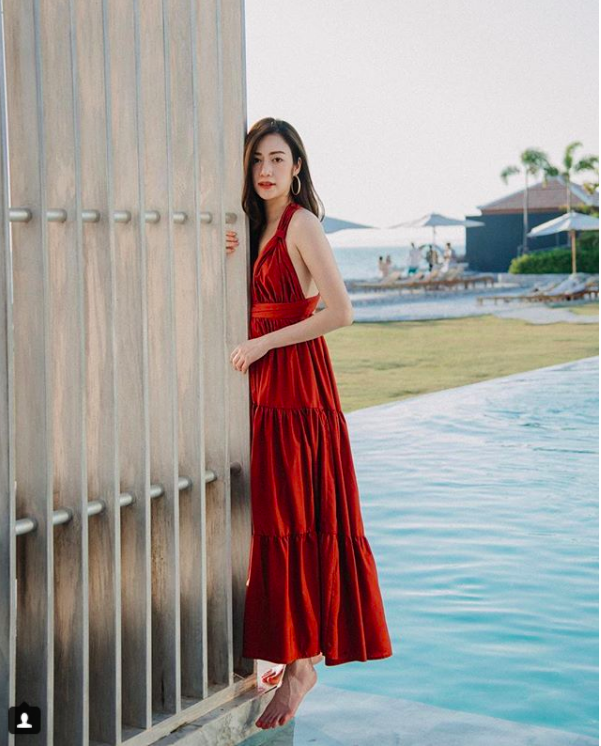 Nghỉ lễ đi biển, cứ lên đồ với 5 combo này thì chụp ảnh 'sống ảo' chỉ có đẹp trở lên ảnh 2