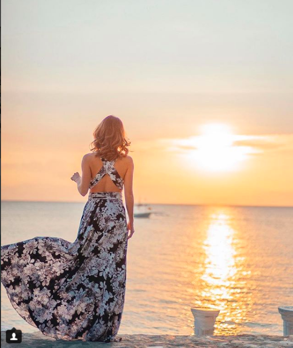 Nghỉ lễ đi biển, cứ lên đồ với 5 combo này thì chụp ảnh 'sống ảo' chỉ có đẹp trở lên ảnh 5