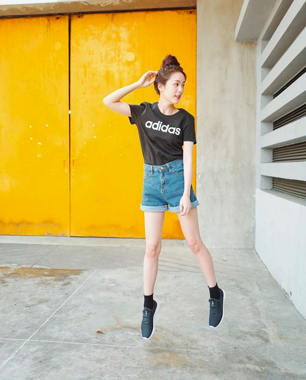 Nghỉ lễ đi biển, cứ lên đồ với 5 combo này thì chụp ảnh 'sống ảo' chỉ có đẹp trở lên ảnh 7