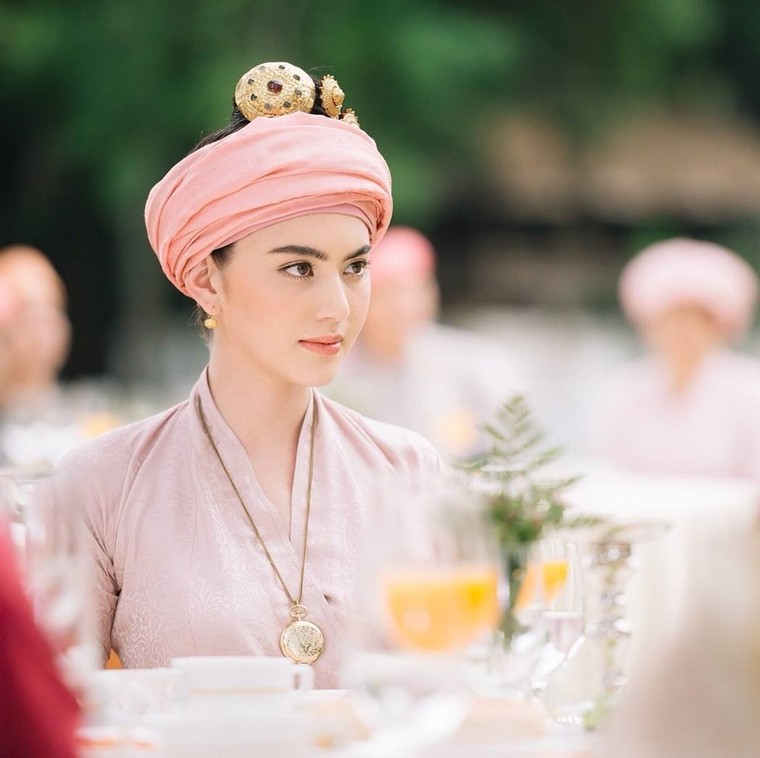 Sơn Tùng tung thêm teaser 'Chạy ngay đi' với 'ma nữ' Thái Lan ảnh 1