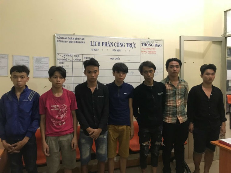 Nhóm trộm nhí thủ dao, đột nhập nhà cán bộ công an để trộm ảnh 1