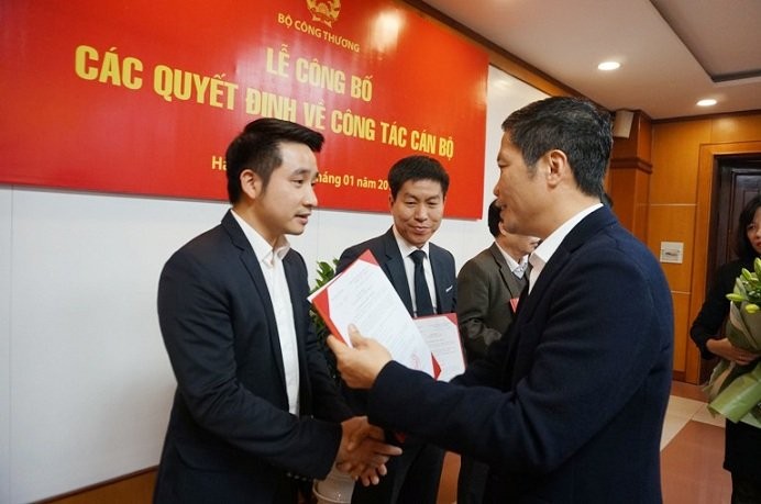 Đường thăng tiến Phó Cục trưởng tuổi 34 được Phó Thủ tướng yêu cầu làm rõ ảnh 1