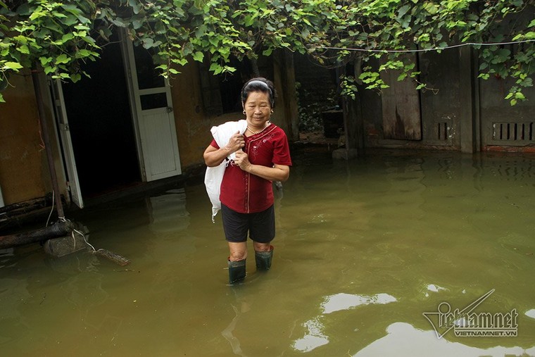 Khung cảnh khó ngờ nơi rốn lũ Chương Mỹ sau nửa tháng chìm trong nước ảnh 10