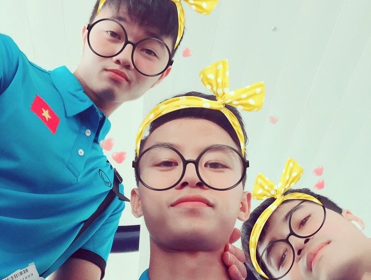 Cuộc sống đời thường của Văn Toàn sau sân cỏ ảnh 7