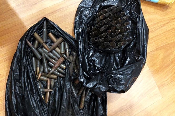 Phát hiện 'kho vũ khí' từ vụ mua bán súng quân dụng trái phép ảnh 3