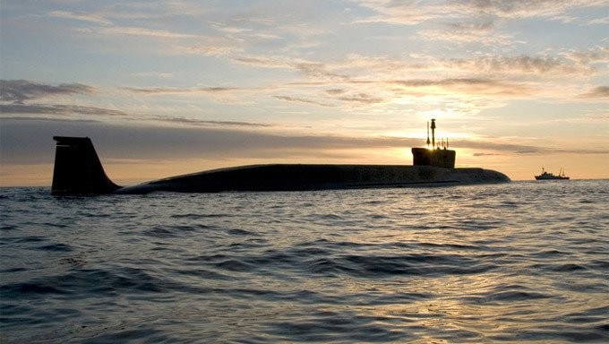 Ukraina triệu khẩn quân dự bị, Nga thử tàu ngầm tên lửa mới ảnh 1