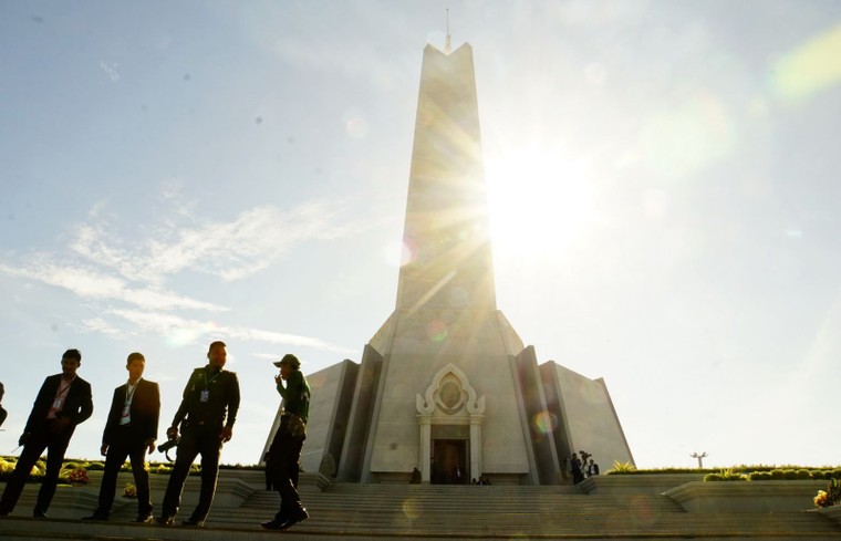 Chính phủ Campuchia khánh thành quần thể Tượng đài Thắng-Thắng ảnh 2