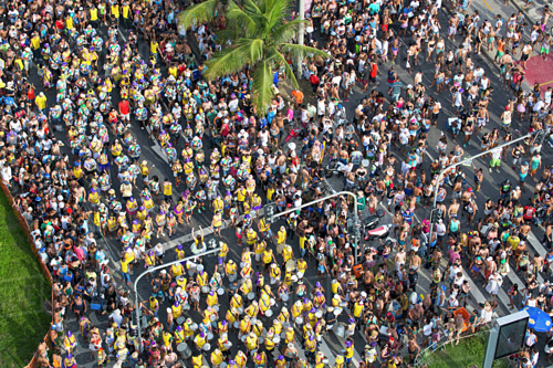 Mặt tối ở lễ hội đường phố gợi cảm nhất Brazil ảnh 2