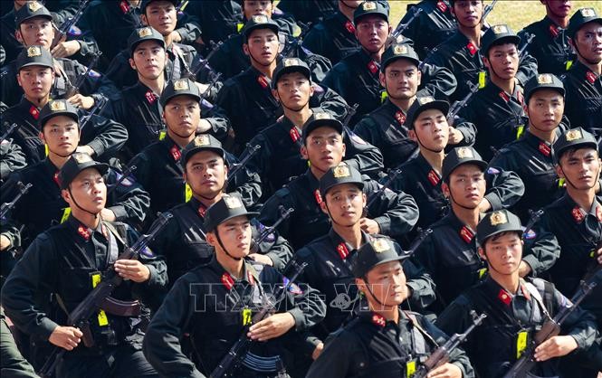 Lực lượng vũ trang tập luyện, chuẩn bị cho lễ kỷ niệm 65 năm Chiến thắng Điện Biên Phủ ảnh 2