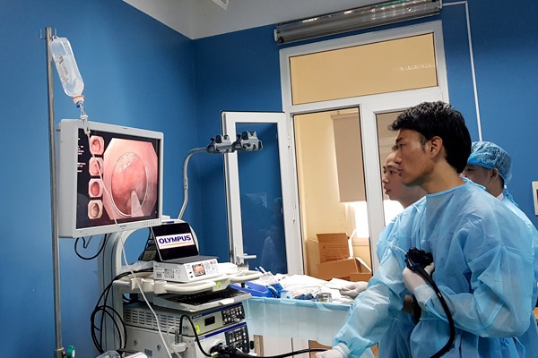 Báo động ung thư đại trực tràng trẻ hoá, 10 tuổi đã mắc giai đoạn cuối ảnh 2